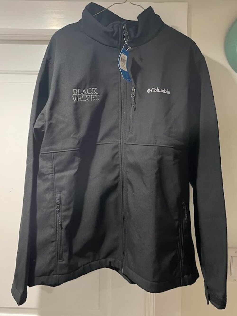 Columbia Ascender Softshell Jacket XL – Black Velvet Branded – NWT 🥃